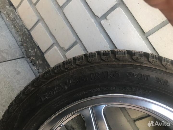 Nokian Tyres Hakkapeliitta 5 205/55 R16 94