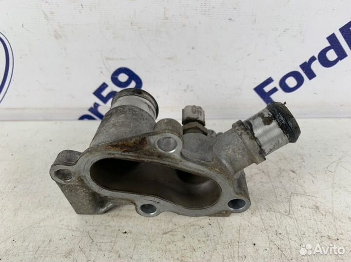 Фланец системы охлаждения Ford Focus 2 CB4 1.6