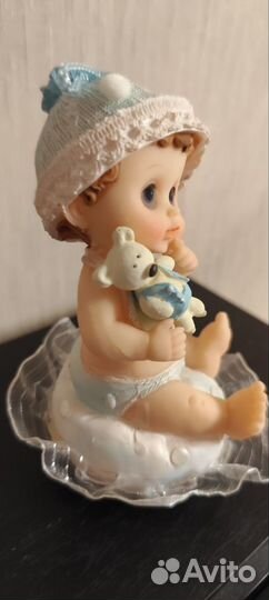 Фигурка куклы