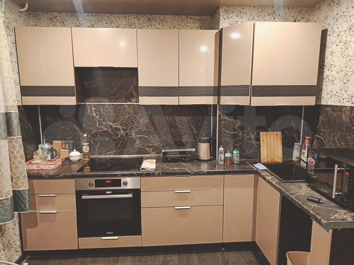 2-к. квартира, 56,1 м², 3/10 эт.