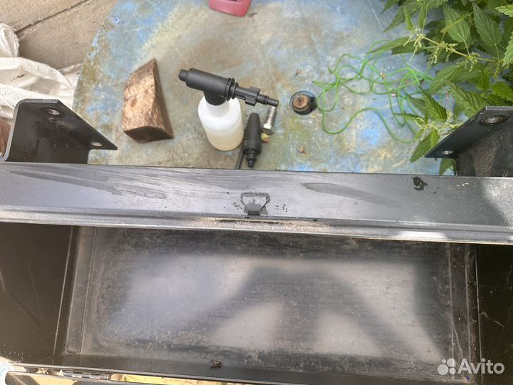 Ящик для инструмента для авто