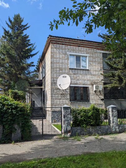 2-к. квартира, 63,7 м², 1/2 эт.
