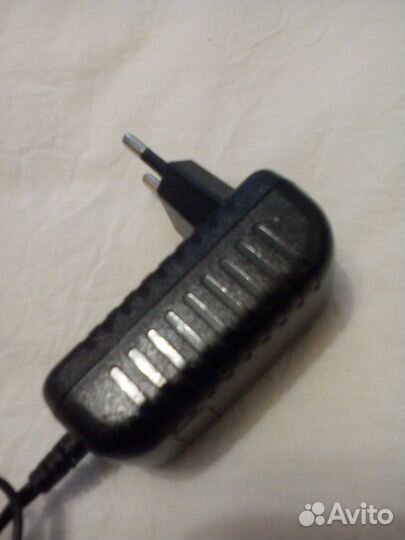 Зарядное устройство для планшетов и тп (5вольт/2а)