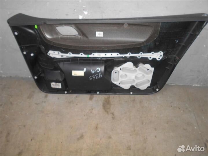 Обшивка двери передней левой от Citroen C4 2005-2