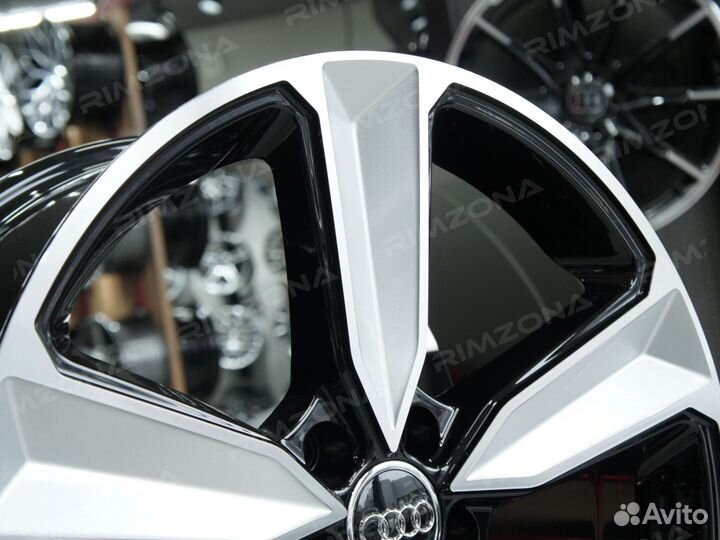 Литые диски RS5 R20 на Audi. Арт3278