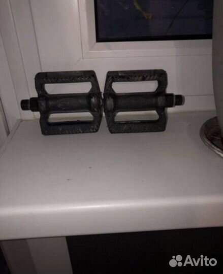 Педали для велосипеда