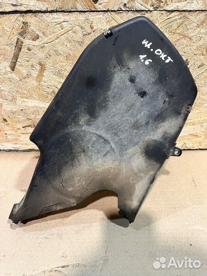 Крышка ремня грм Skoda octavia tour