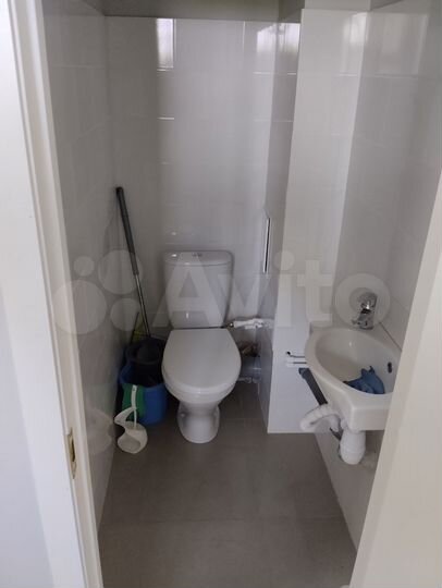 Торговая площадь, 47 м² красная лния