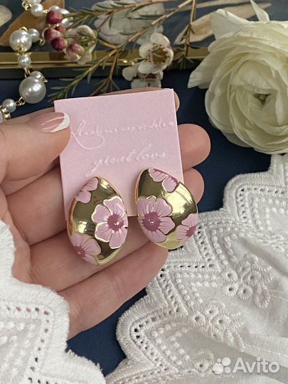 Золотые серьги цветы