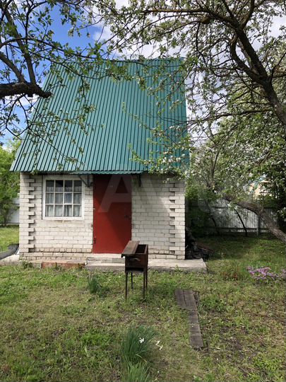 Дача 18 м² на участке 8 сот.