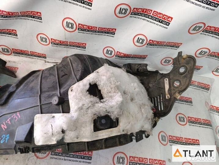 Подкрылок передний правый nissan X-trail