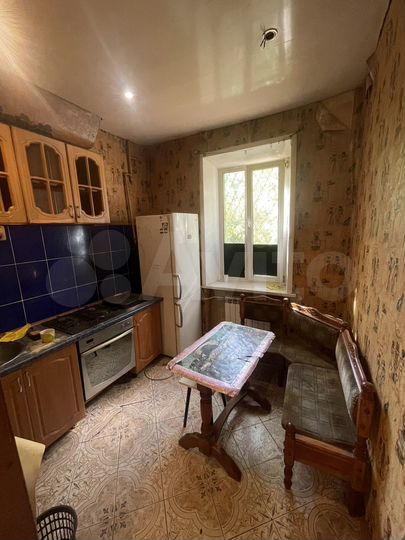 3-к. квартира, 65 м², 1/2 эт.