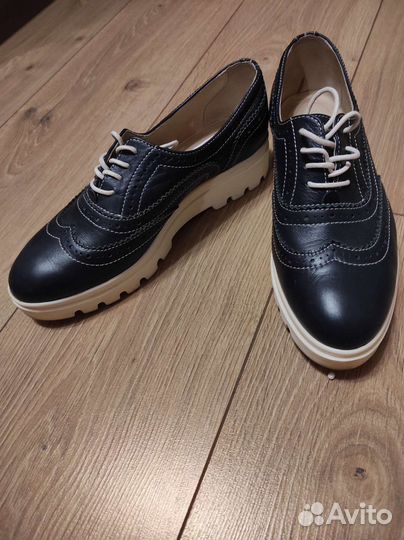 Полуботинки женские