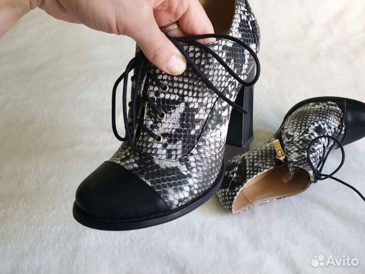 Туфли женские Ботильоны принт змея ботинки 38