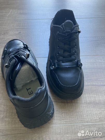 Кроссовки полуботинки для девочки 35 размер
