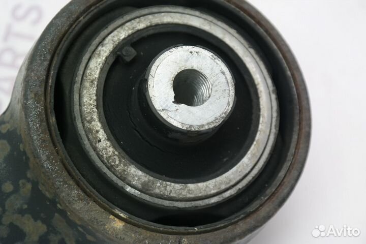 Рычаг нижний Range Rover 4 L405