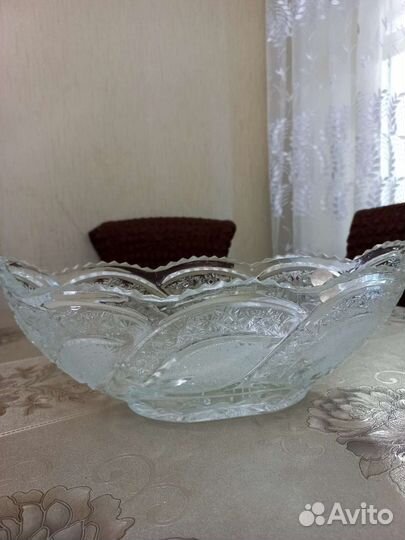 Хрустальная ваза