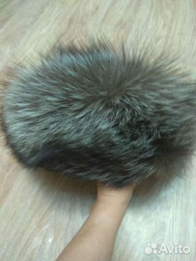 Женские меховые шапки