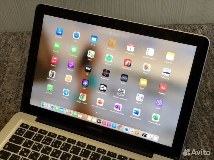 Мощный ноутбук Apple MacBook Pro 13 8/250 SSD core