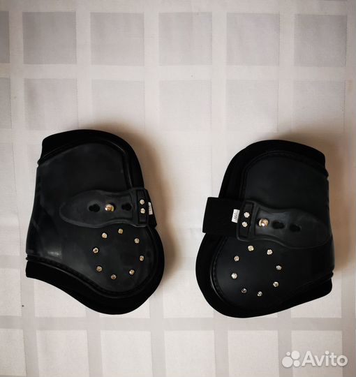 Амуниция и экипировка для конного спорта