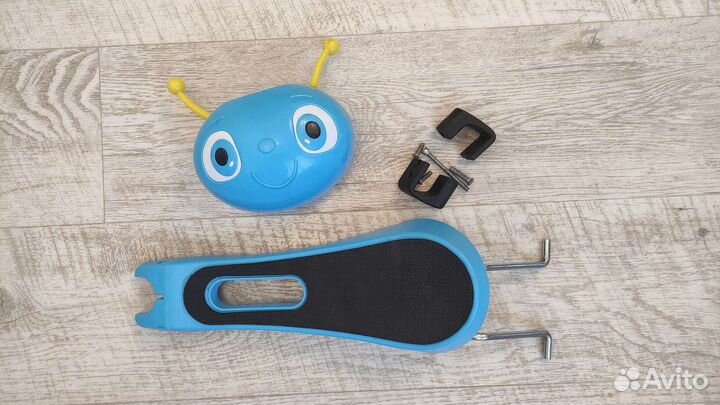 Сиденье и корзинка для детского самоката