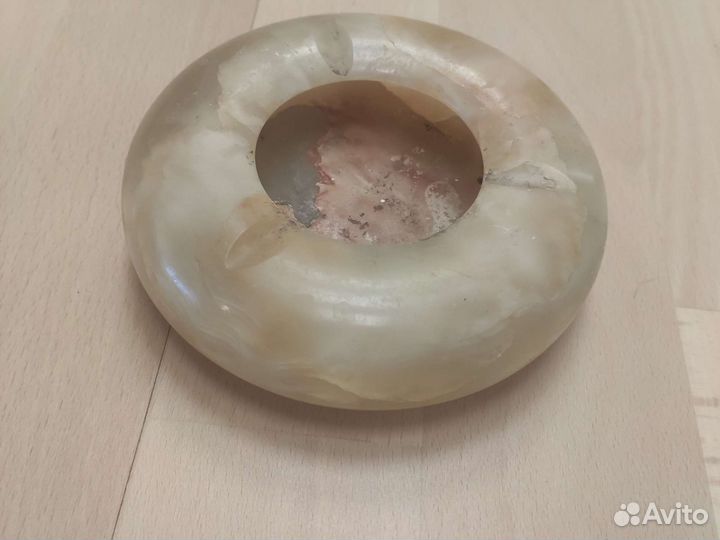 Пепельница из оникса