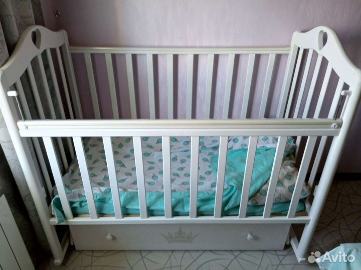 Детская кроватка
