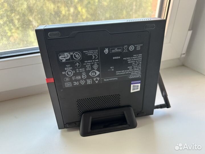 Lenovo thinkcentre m720q