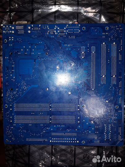 Плата Gigabyte LGA775, 4xDDR3-1333, hdmi/DVI, mATX