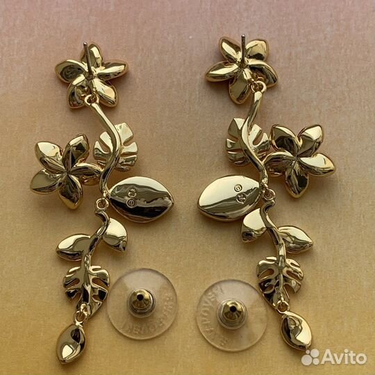 Swarovski разные серьги