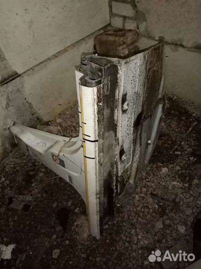 Средняя стойка volkswagen polo