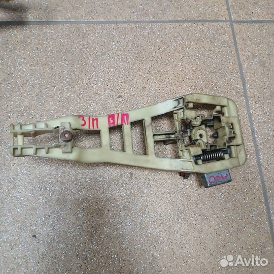 Кронштейн ручки двери Opel Vectra C