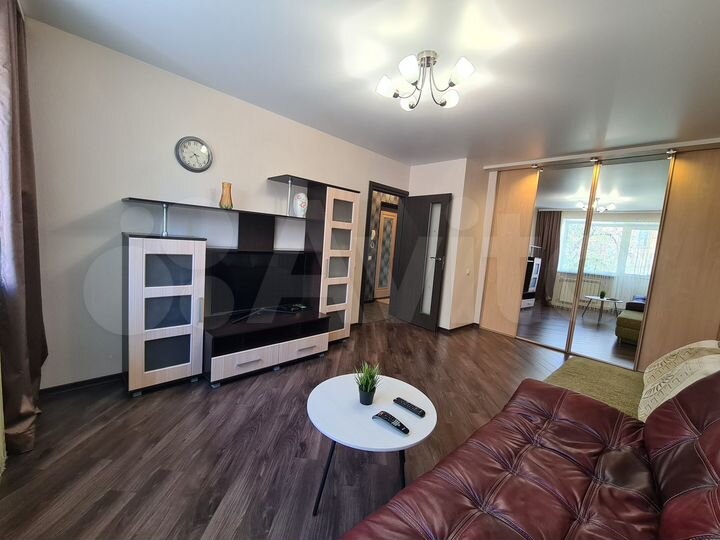 2-к. квартира, 45 м², 2/6 эт.