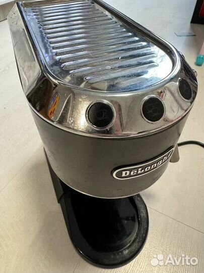 Кофемашина delonghi Delicia 685