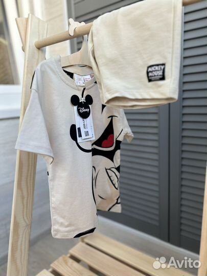 Костюм на мальчика zara