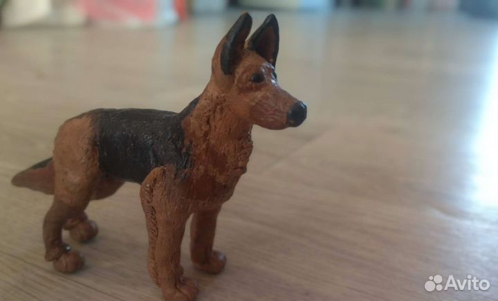 Фигурки собак