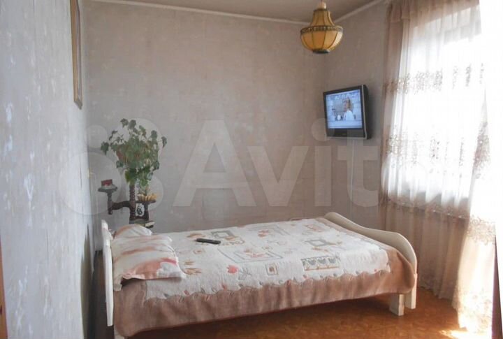 4-к. квартира, 81 м², 9/9 эт.