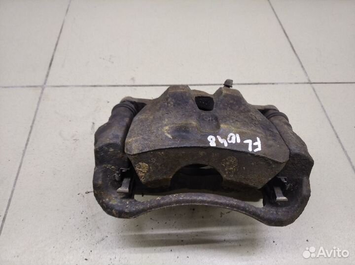 Суппорт передний левый Corolla E15 2006-2013