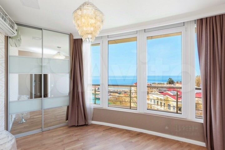 3-к. квартира, 100 м², 9/12 эт.