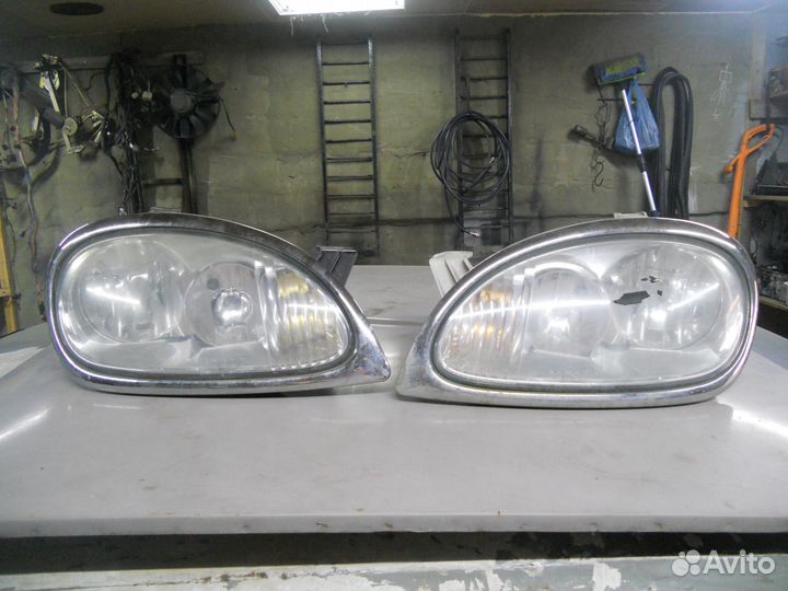 Фары на газ 31105
