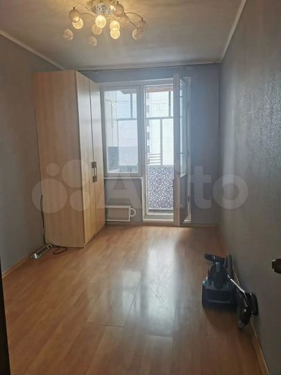 Комната 32 м² в 3-к., 9/12 эт.