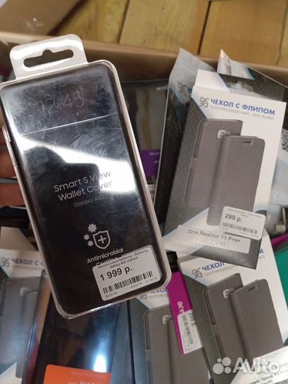 Чехлы для смартфонов много новые