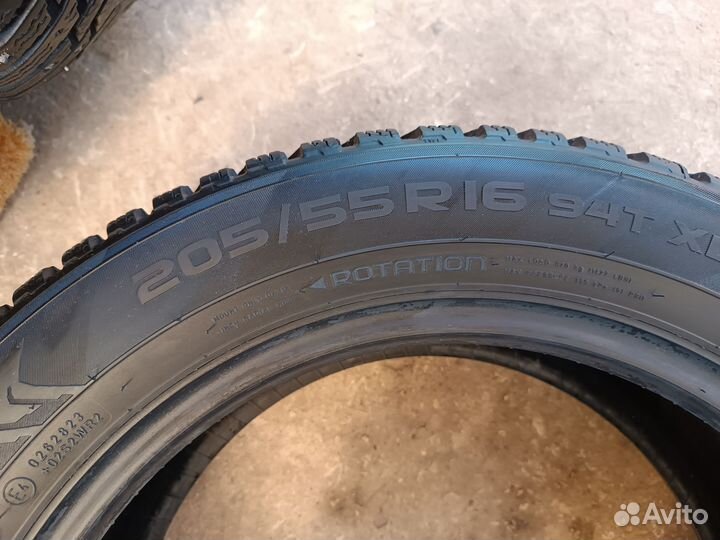 Nokian Tyres Hakkapeliitta 8 205/55 R16 94T