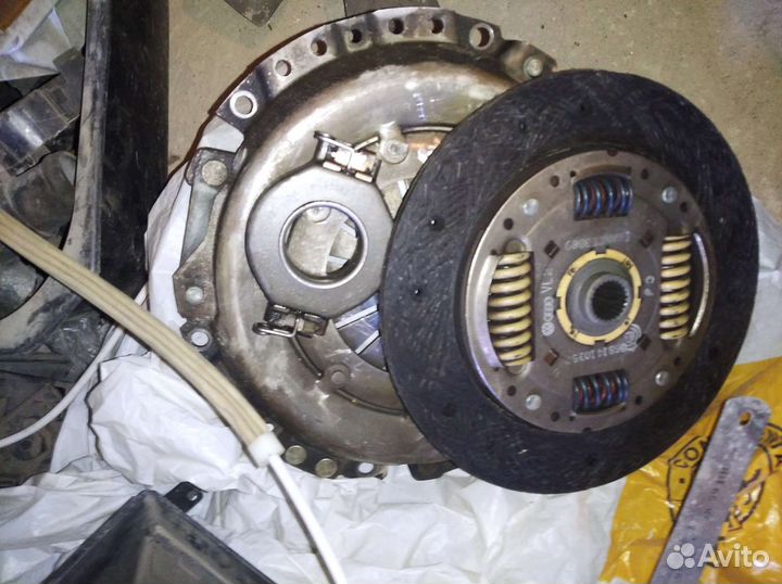 Сцепление диски корзины махивики Vw Audi 82-90год