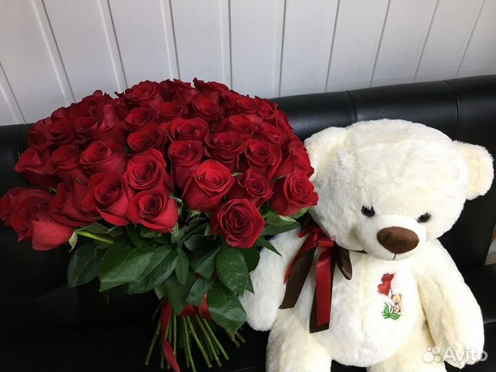 51 красная роза 50 см (Эквадор)