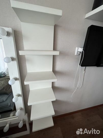 Полка настенная