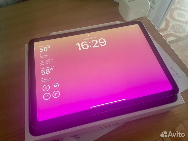 Планшет apple iPad Air 5 (M1) 64 Гб