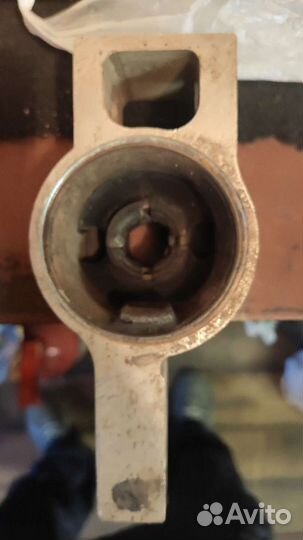 Сайлентблок задний переднего правого рычага