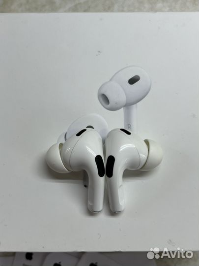 Airpods pro 2 (полный комплект, оригинал)