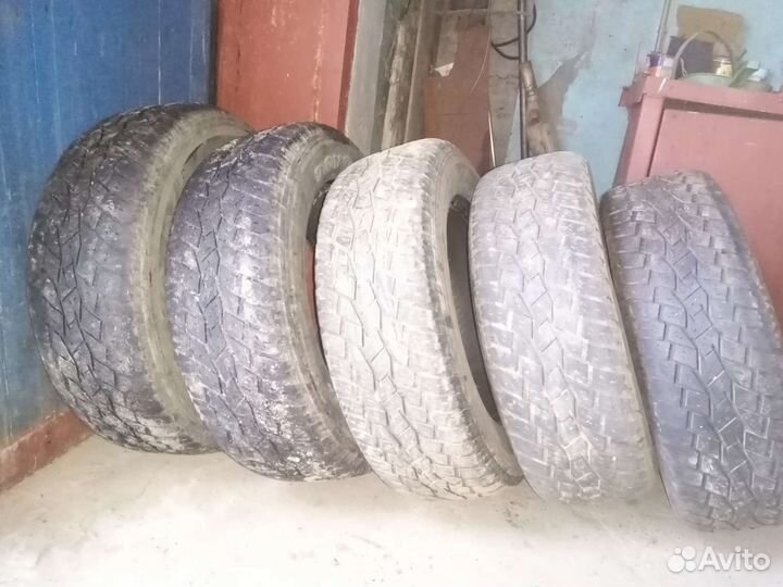 Toyo Open Country A/T 235/65 R17